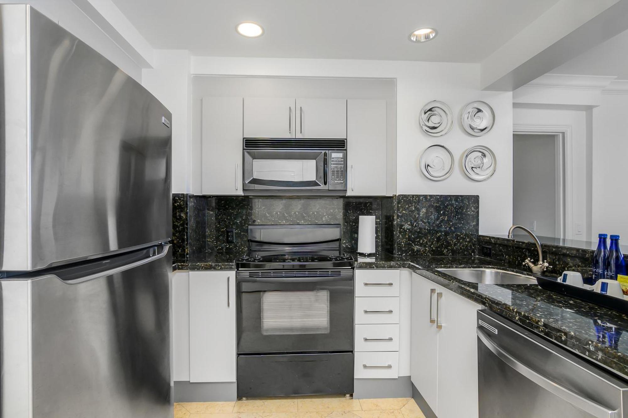 The Atlantic Hotel & Spa Fort Lauderdale Esterno foto A typical kitchen